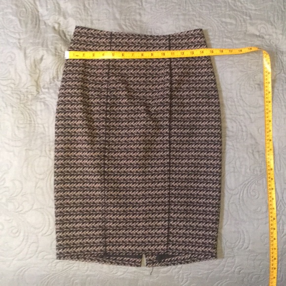 Mossimo Brand Pencil Skirt - Picture 4 of 7